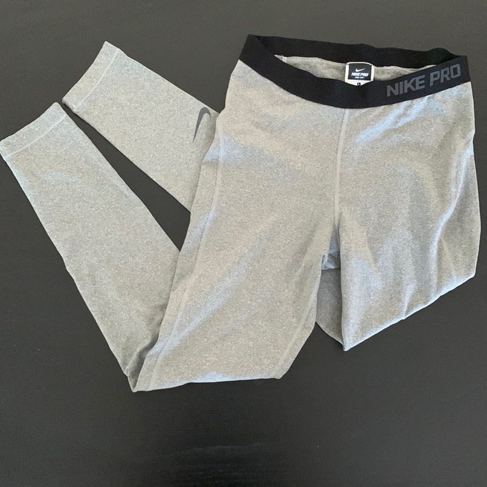 Nike Pro grey legging. Full length. Great condition, size large.